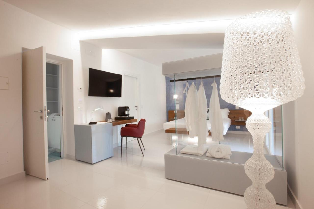 Aquamaris Design Suite & Spa Paestum Exterior photo