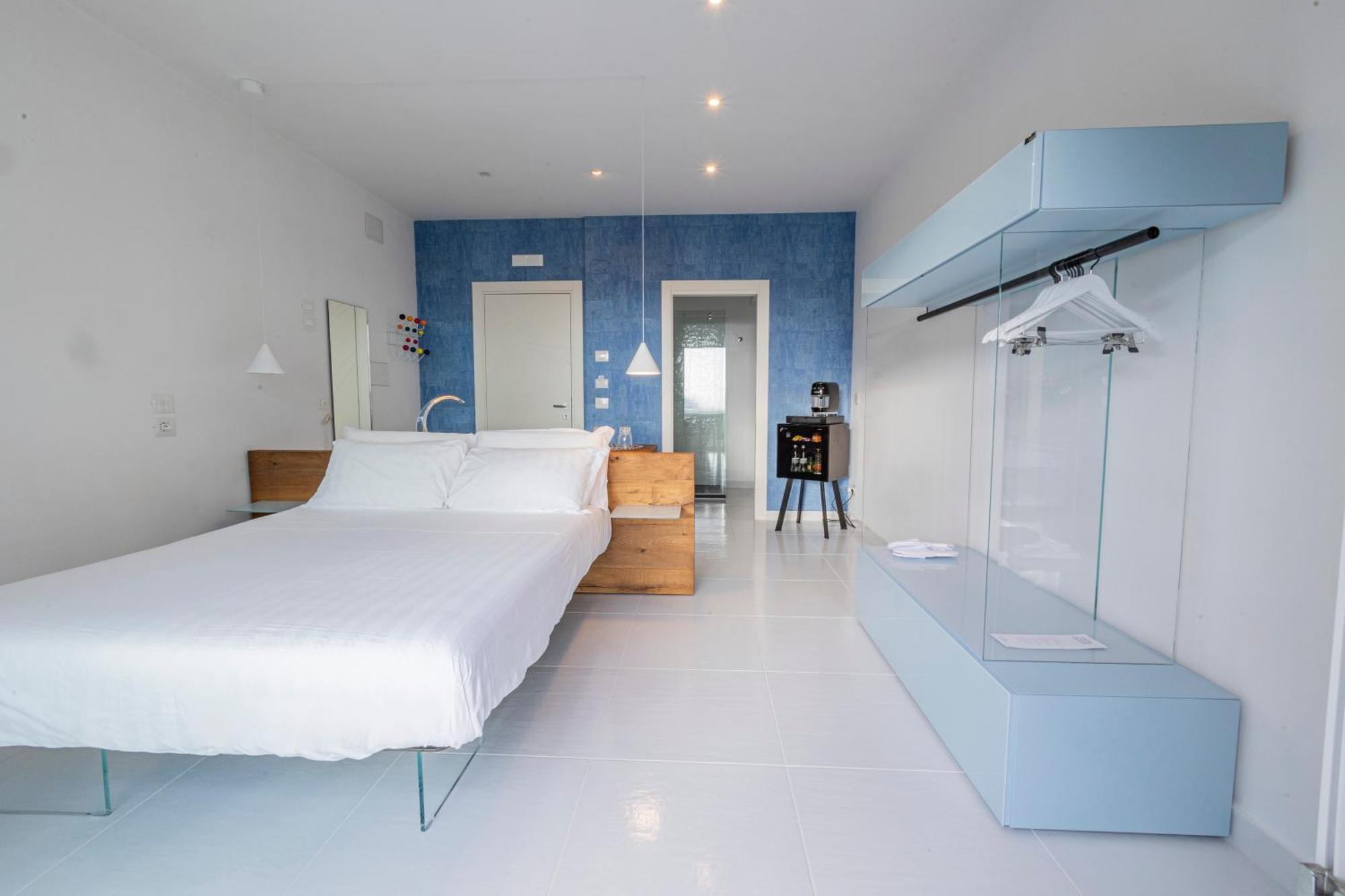 Aquamaris Design Suite & Spa Paestum Exterior photo